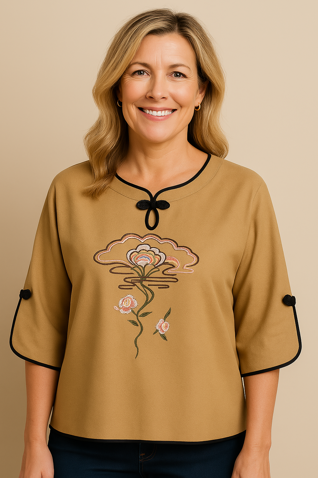 Blusa Solta Bordada Cerejeira Beje