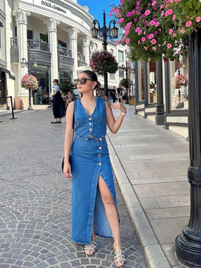 Conjunto Jeans Moderno: Colete Cropped e Saia Longa com Fenda